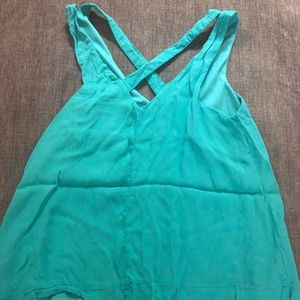Women’s teal tank top